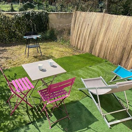 Appartement Cosy Avec Jardin Privatif Et Garage Fontainebleau Kültér fotó